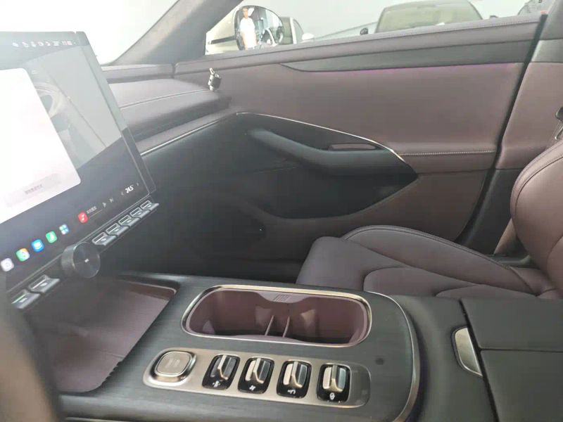 xiaomi su7