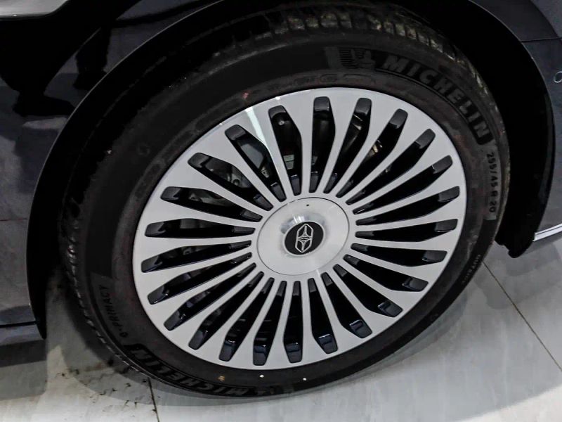Houzer modelgroup