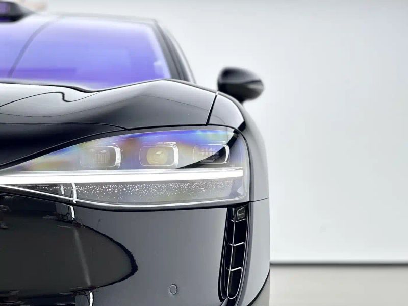 Houzer s9
