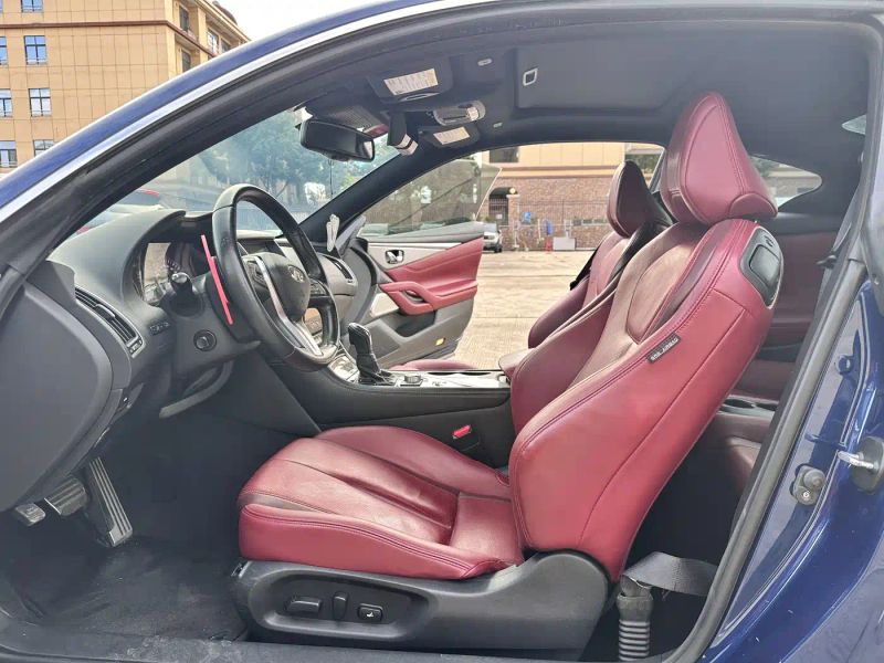 Infiniti Q60