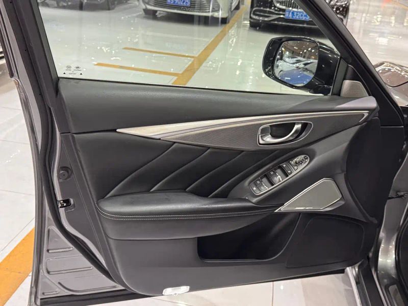 Infiniti q50l