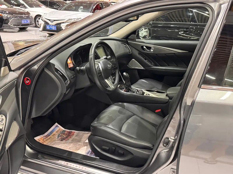 Infiniti q50l