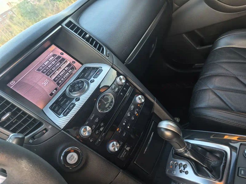 Infiniti FX