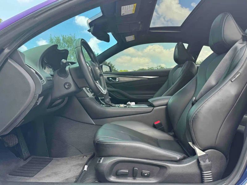 Infiniti Q60