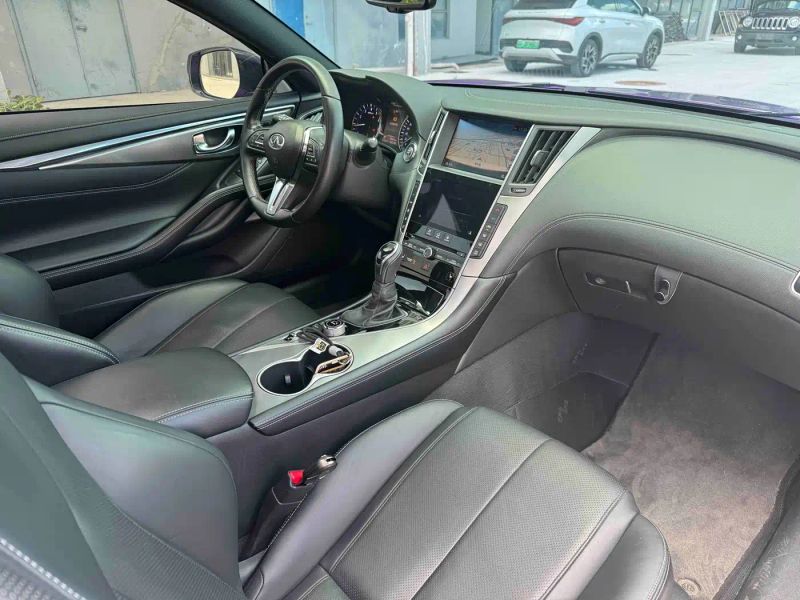Infiniti Q60