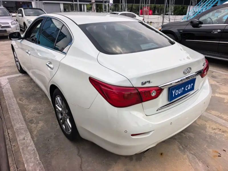 Infiniti q50l
