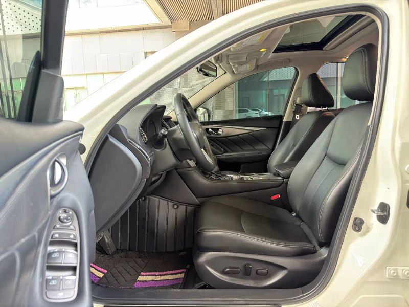 Infiniti q50l
