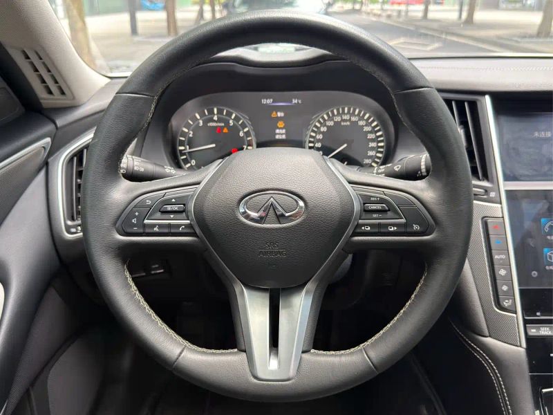 Infiniti q50l
