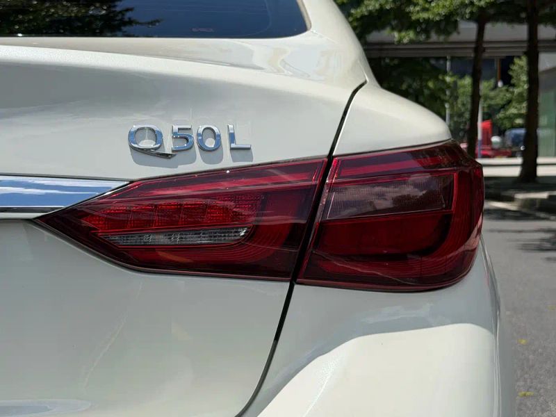 Infiniti q50l