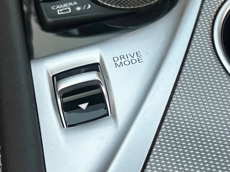 Infiniti q50l