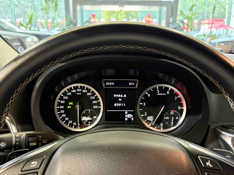 Infiniti QX30