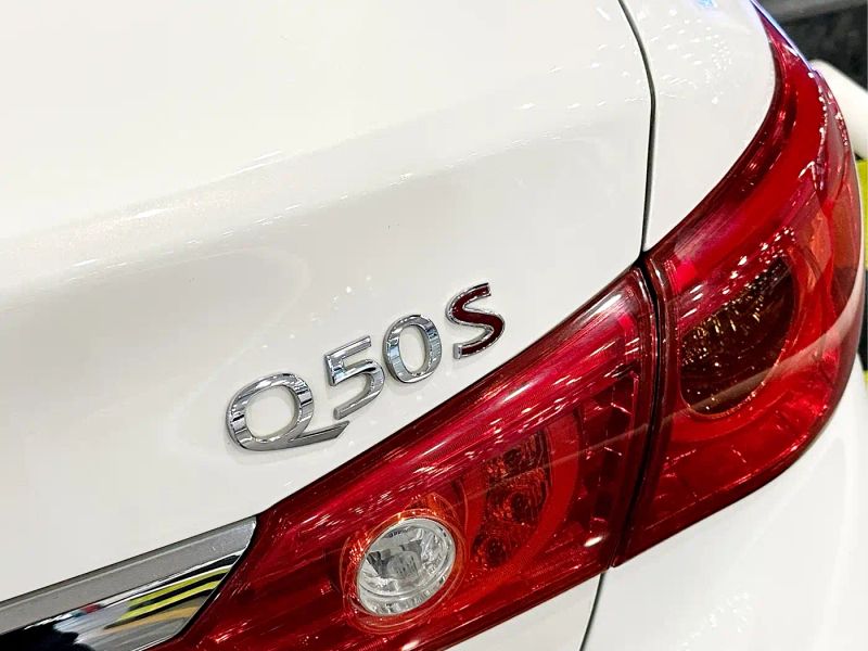 Infiniti Q50