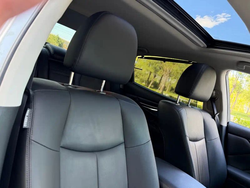 Infiniti Q70