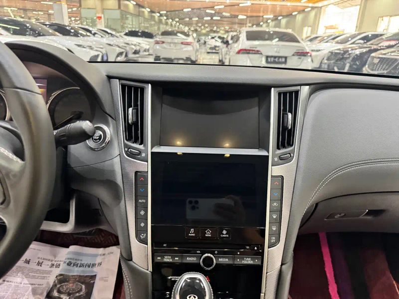 Infiniti q50l