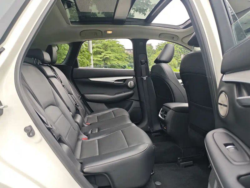 Infiniti QX