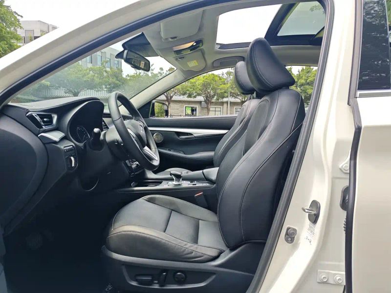 Infiniti QX