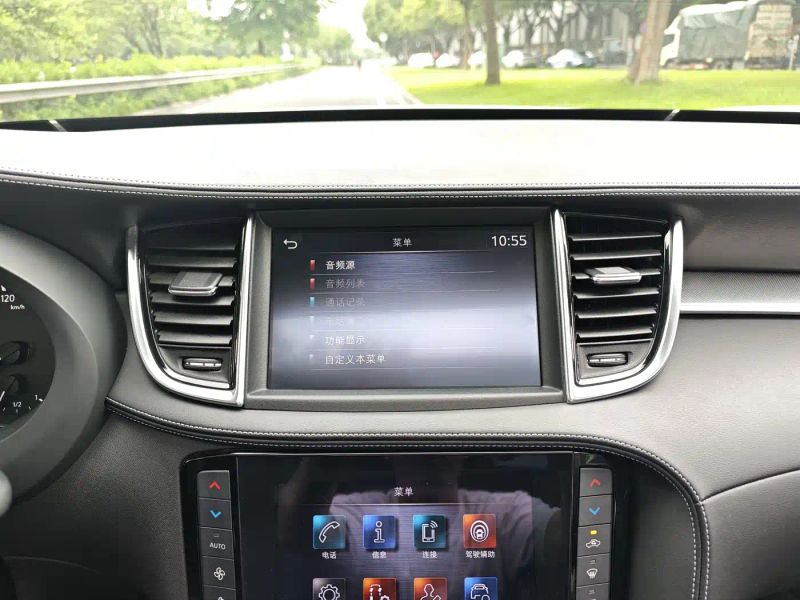Infiniti QX