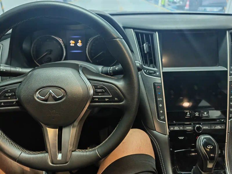 Infiniti q50l