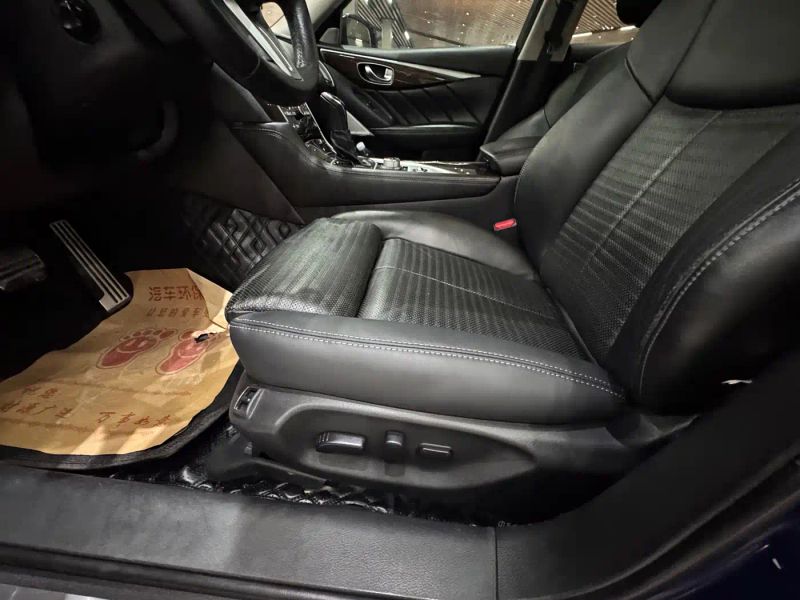 Infiniti q50l