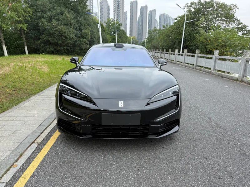 Yangwang u7