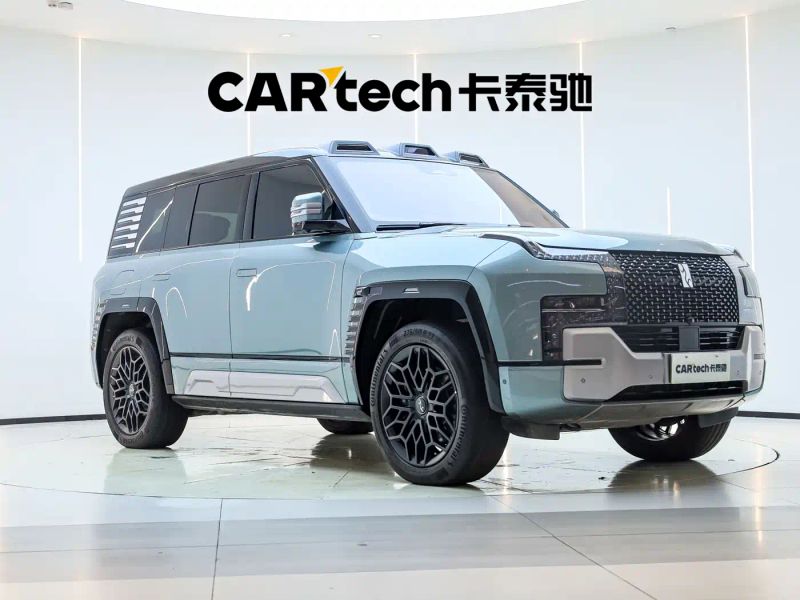 Yangwang u8
