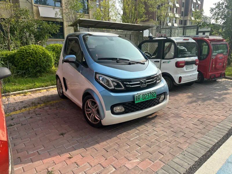 dama e200