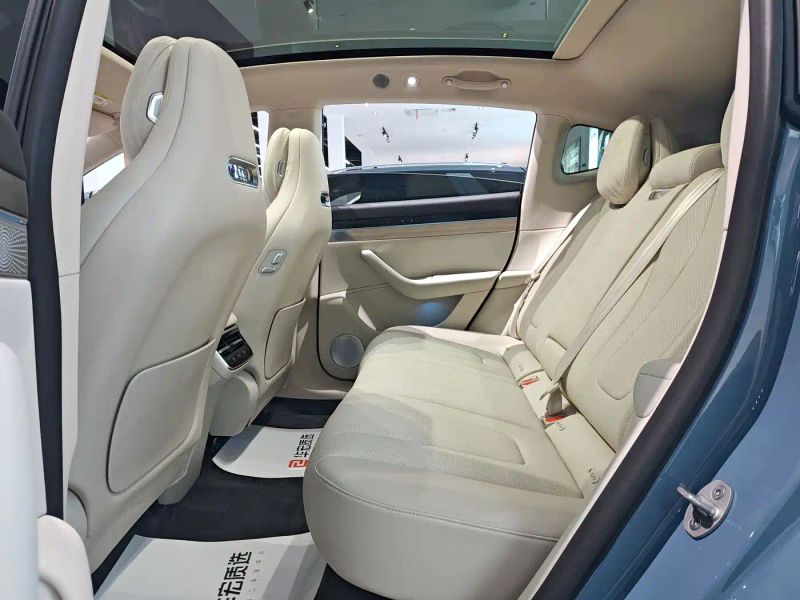 Luxeed zhijiangr7