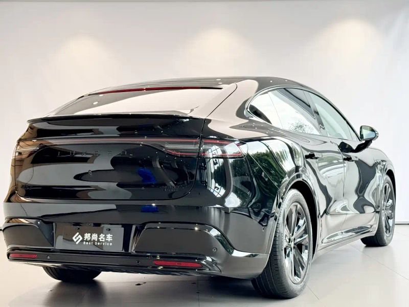 Luxeed zhijiangr7