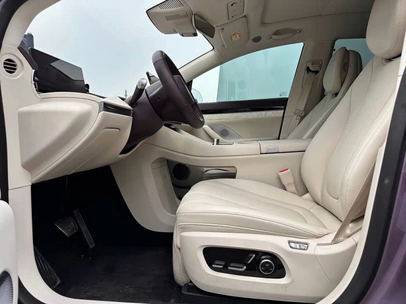 Luxeed zhijiangr7