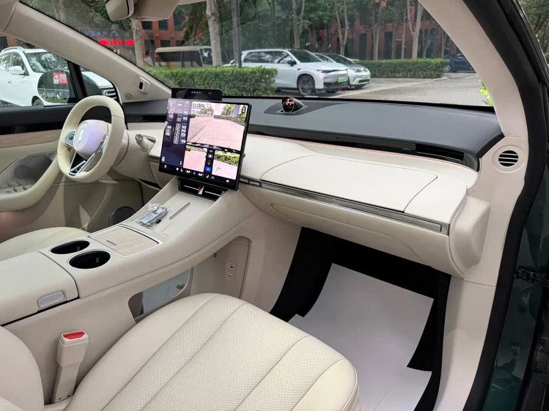 Luxeed zhijiangr7