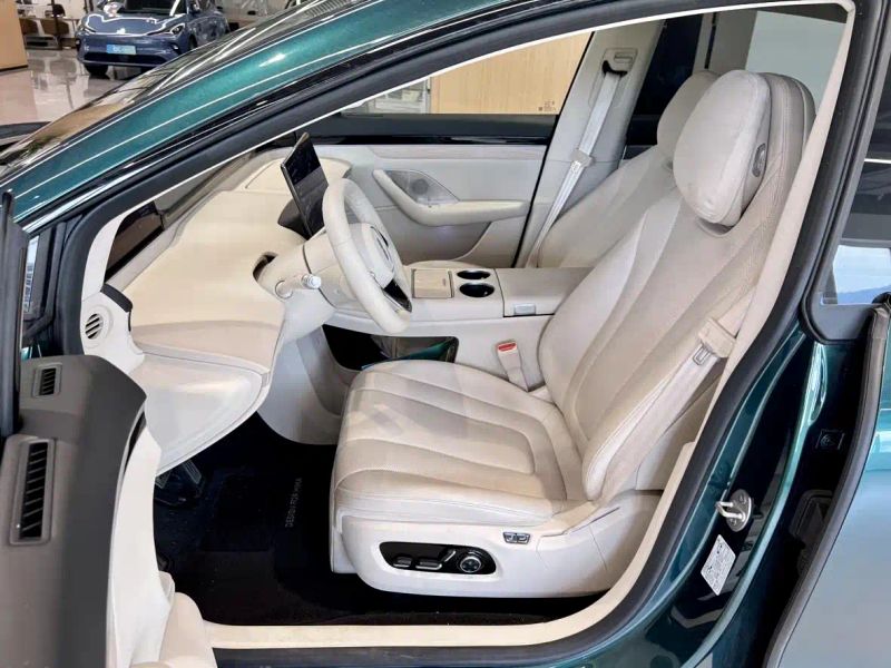Luxeed zhijiangr7