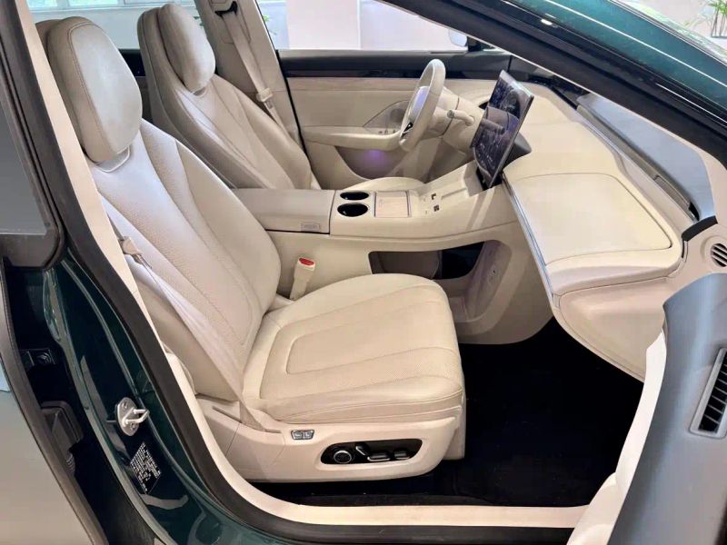 Luxeed zhijiangr7