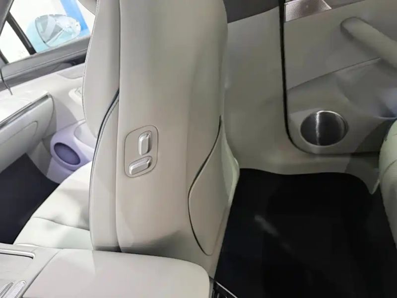 Luxeed 智界s7