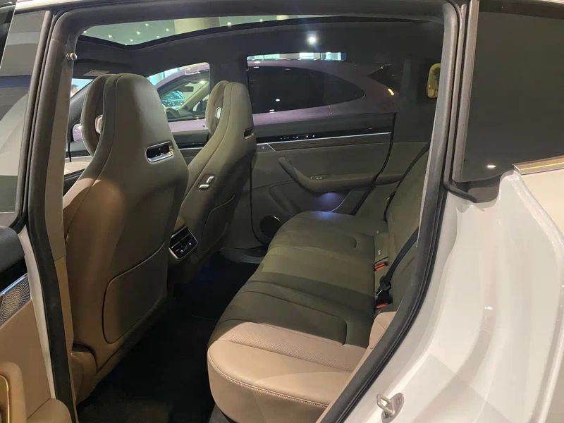Luxeed r7