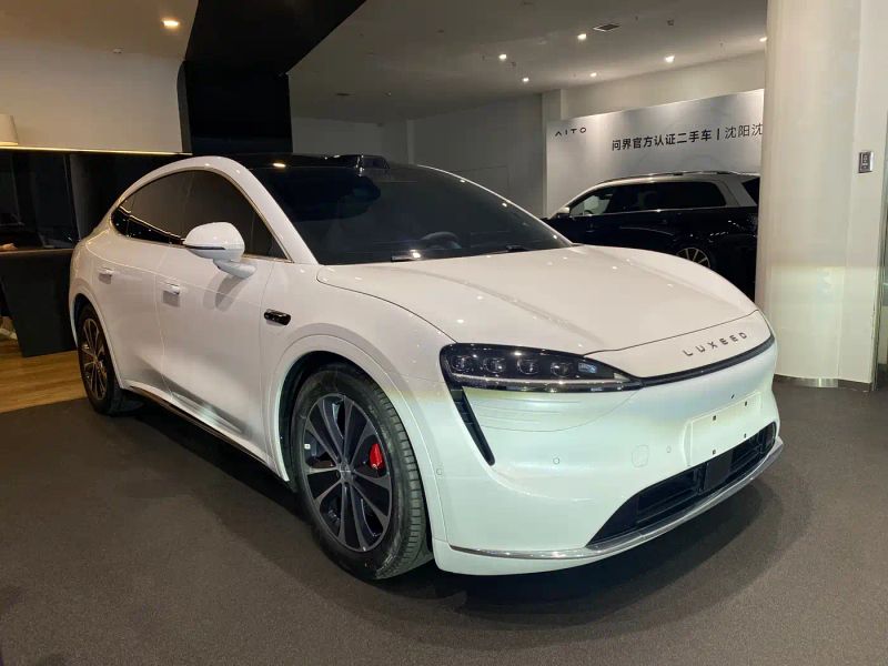 Luxeed r7