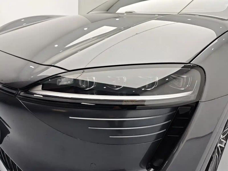 Luxeed r7