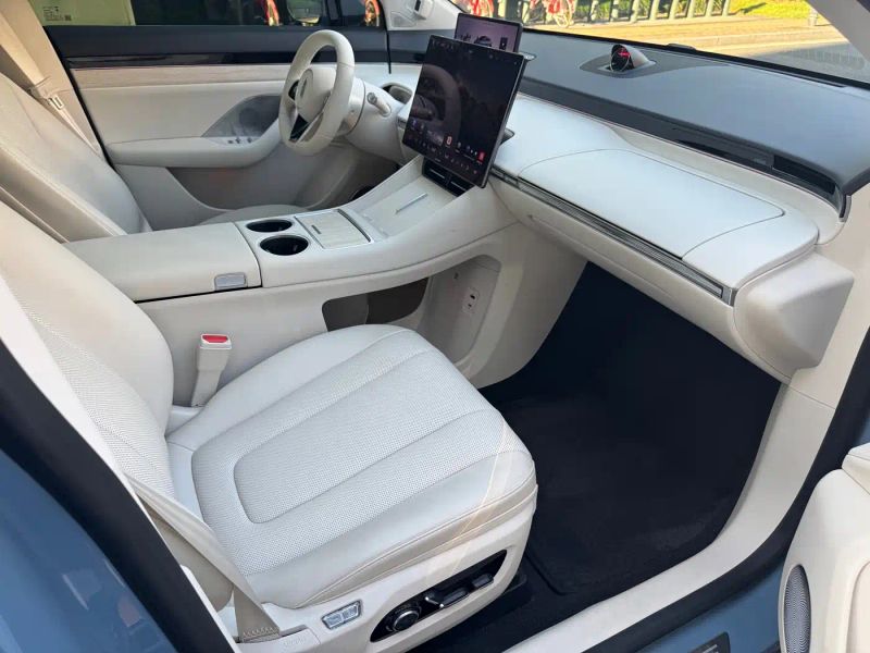 Luxeed zhijiangr7