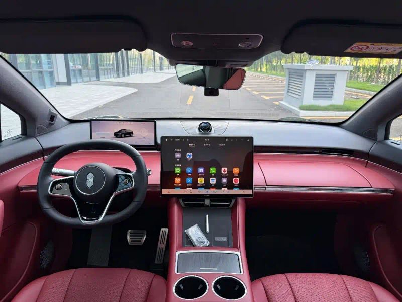 Luxeed r7