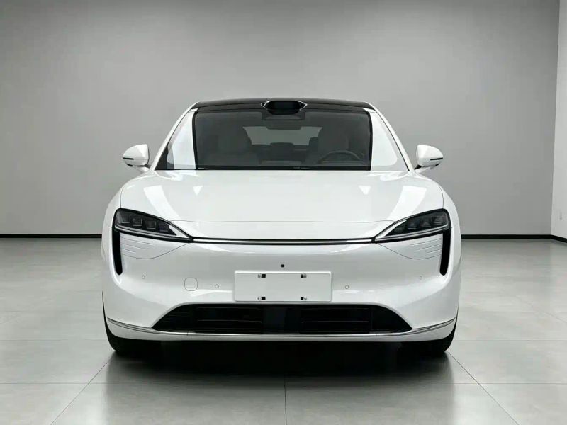 Luxeed r7