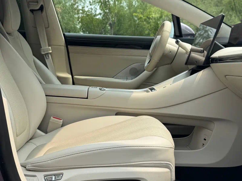 Luxeed s7