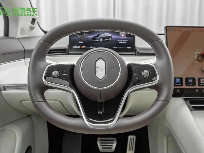 Luxeed r7