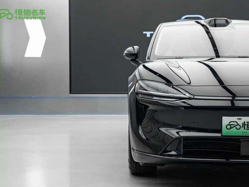 Luxeed r7