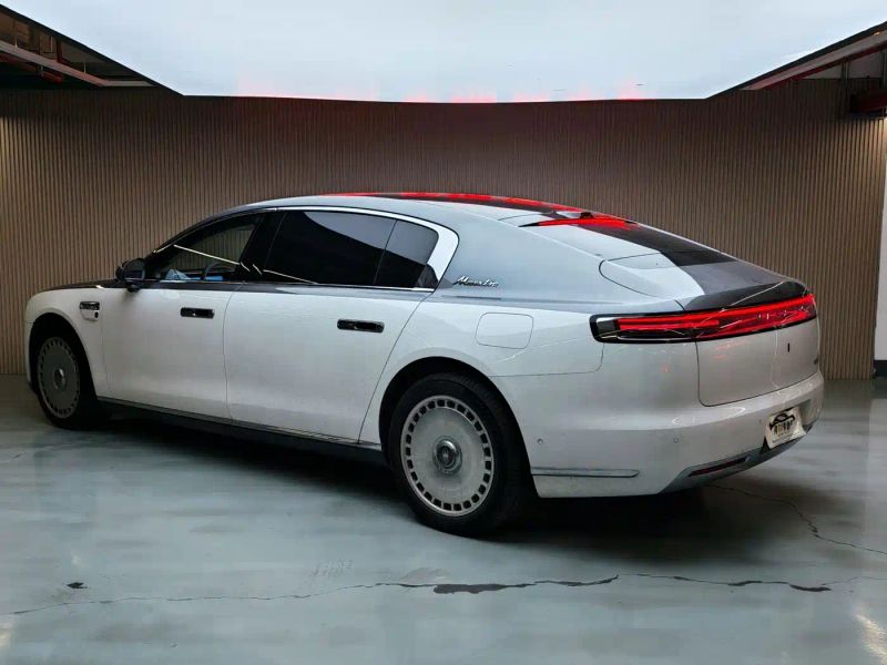 Zun_jie suv