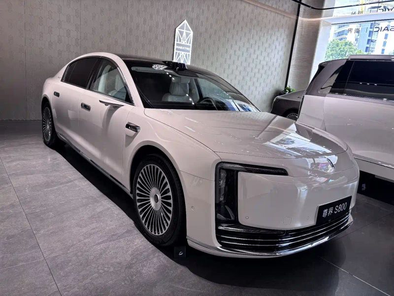 Zun_jie suv