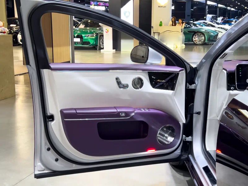 Zun_jie suv