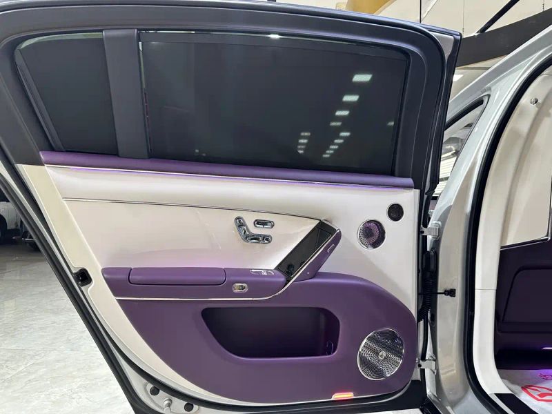 Zun_jie suv
