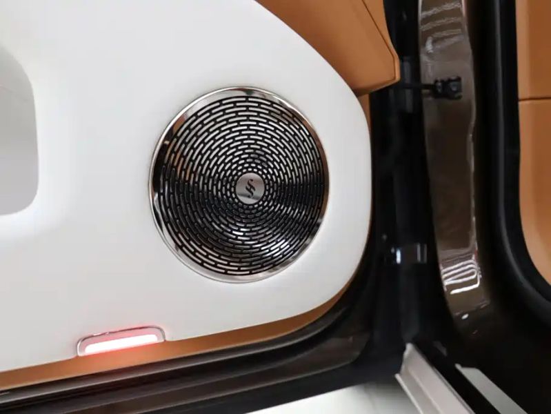 Zun_jie suv