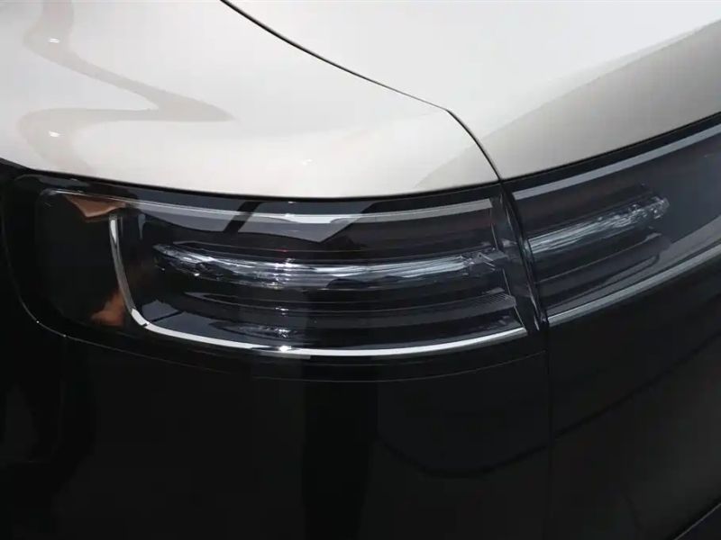 Zun_jie suv