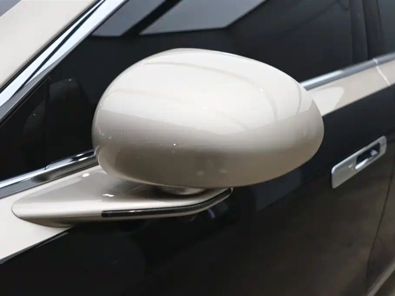 Zun_jie suv