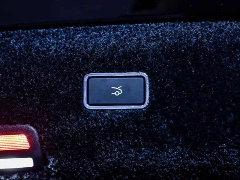 Zun_jie suv